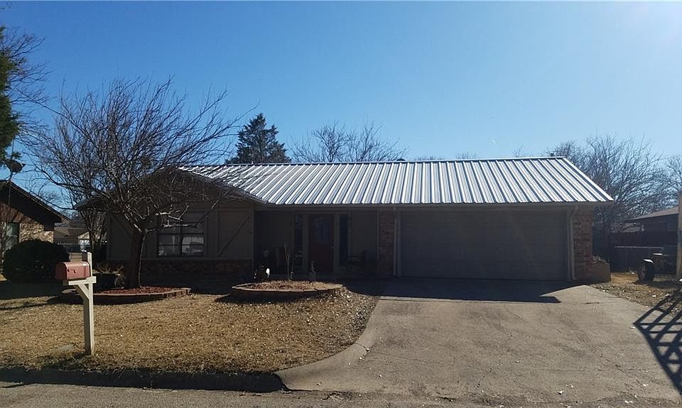 1st image of 204 Southland Dr