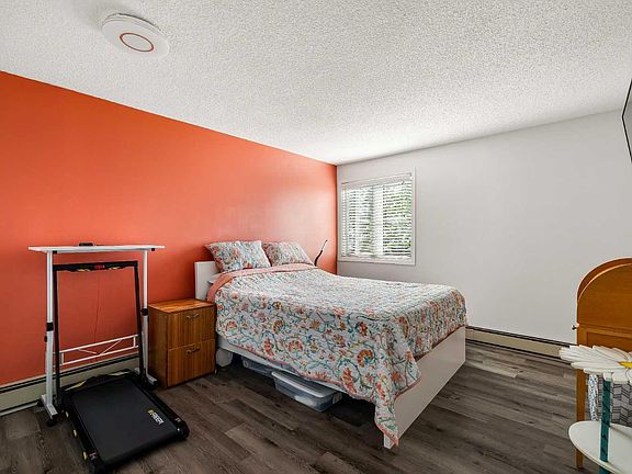5th image of 1714 Edenwold Hts NW #1714
