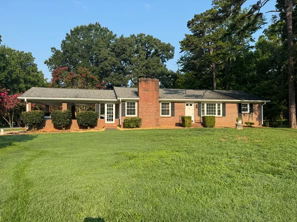 3030 Middlebrook Dr, Clemmons, NC 27012