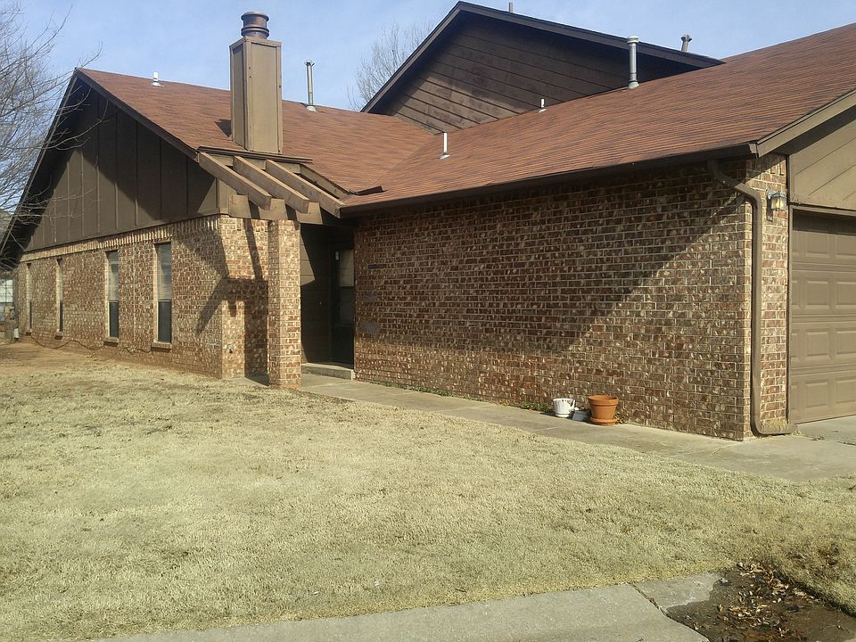 Exterior view from front entry