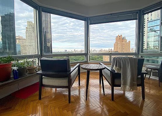 5th image of 301 W 57th St APT 19A