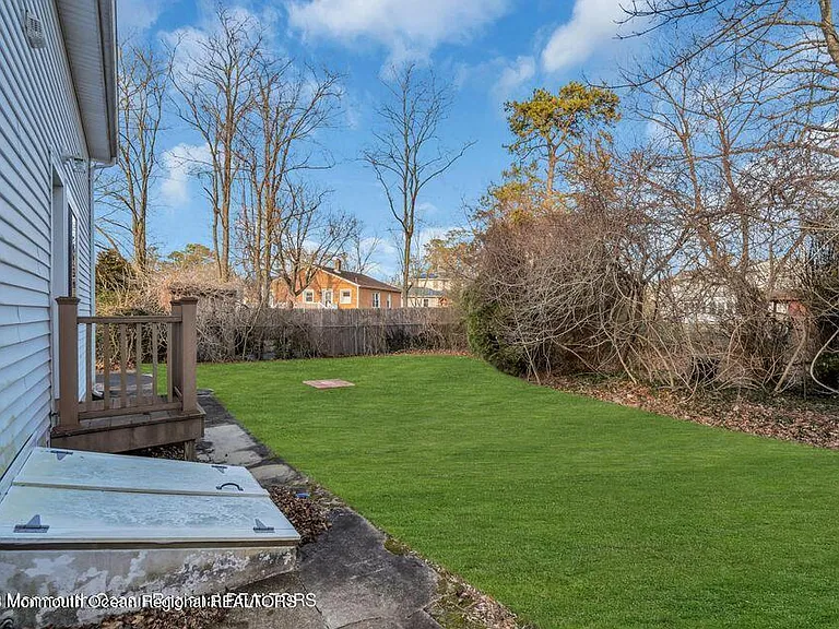 1708 Lake Dr — Photo 60