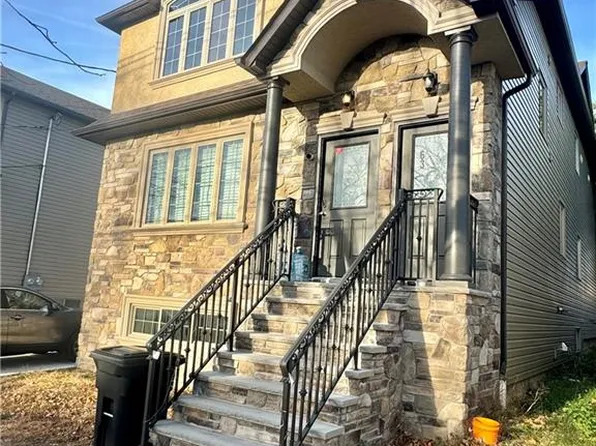 63 Holcomb Ave, Staten Island, NY 10312