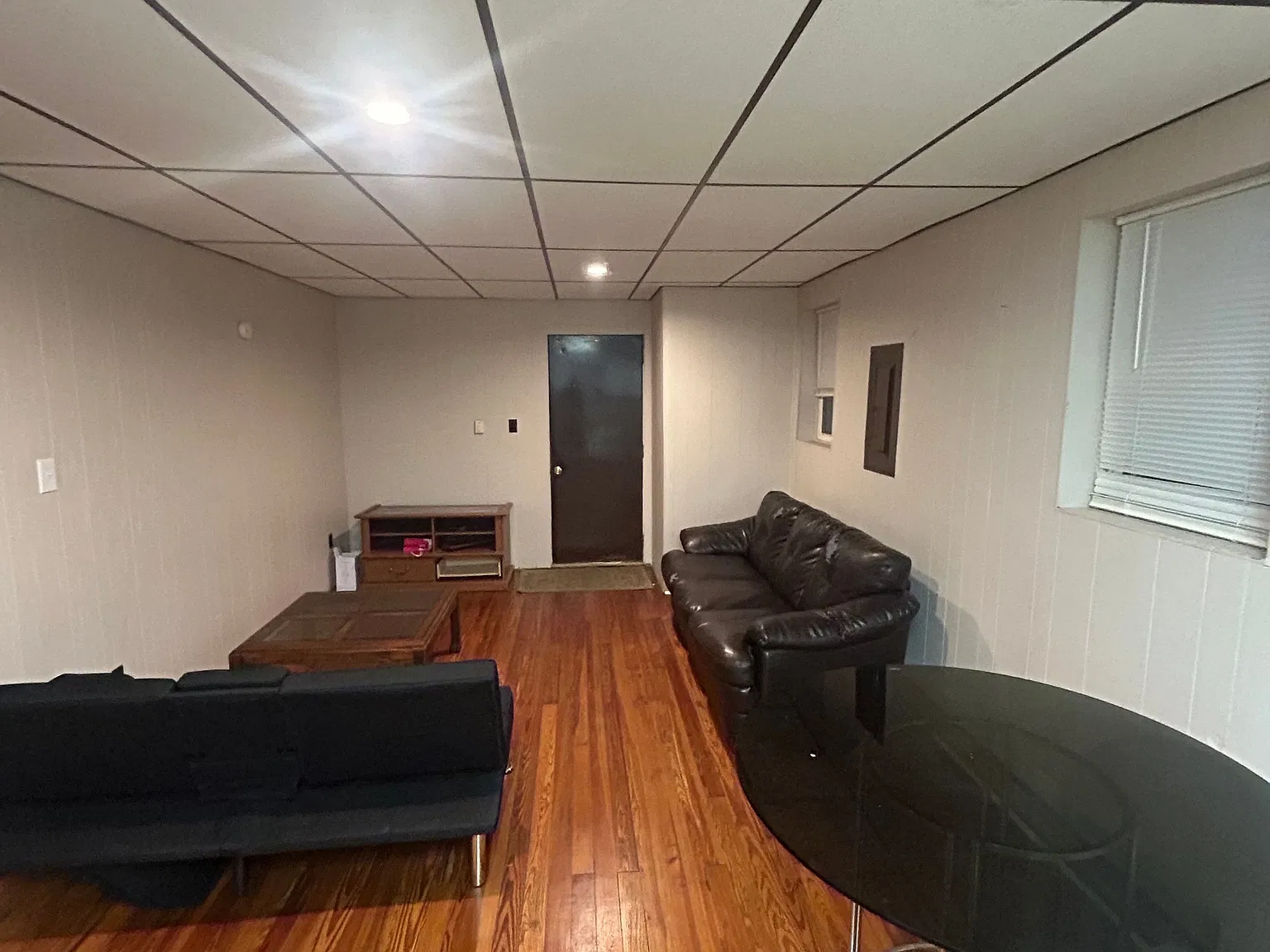 2 bed, 1.0 bath, $850 — Photo 3