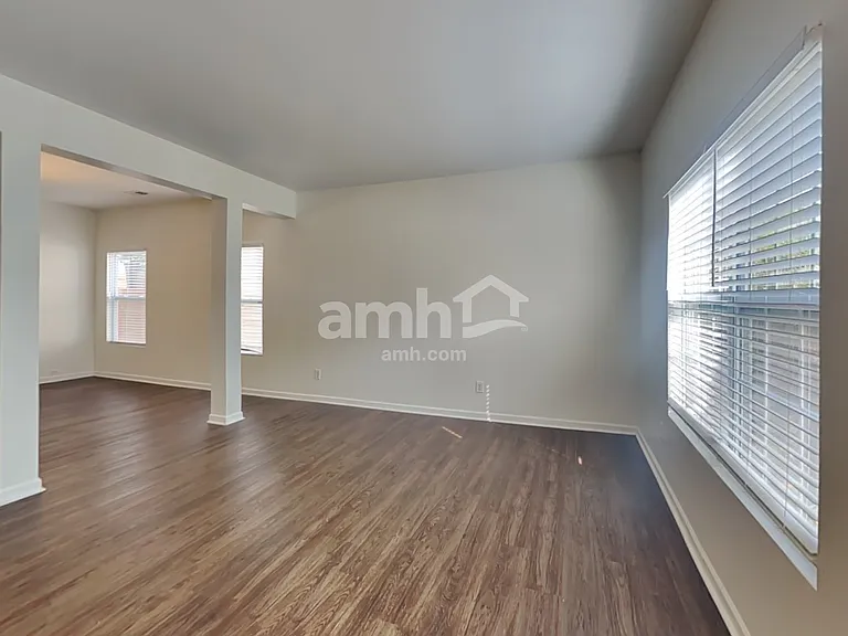 3872 Rosebud Park Dr — Photo 7