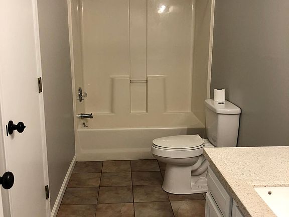 4th image of 1206 Faith Ln