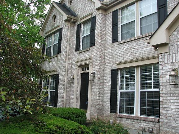 2nd image of 102 Quailwood Ct