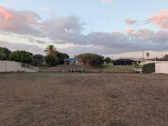 5th image of 1459 SE 14TH STREET LOT 66