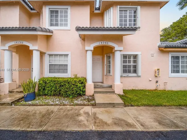 14260 SW 121st Pl #11, Miami, FL 33186