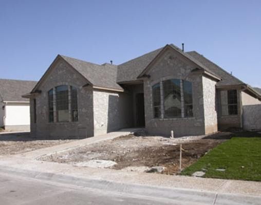 2nd image of 226 Garden Hill