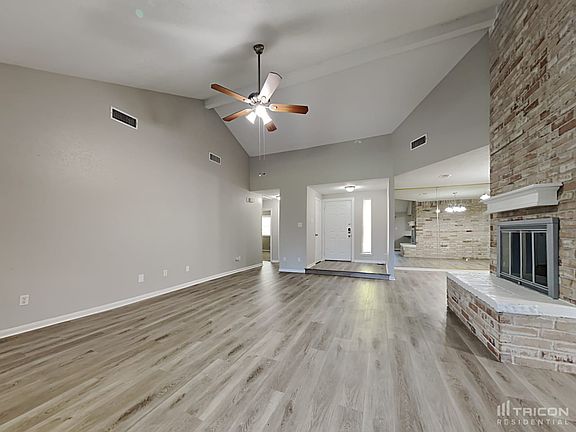 3rd image of 510 Leicester Ln