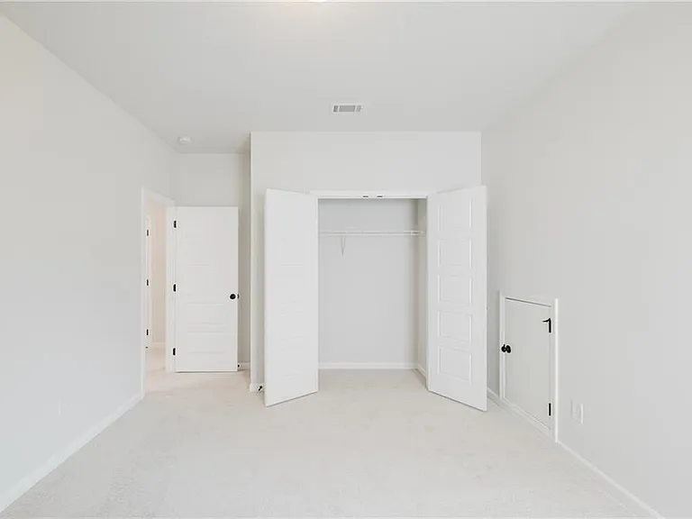 1814 Westfall Lndg — Photo 18