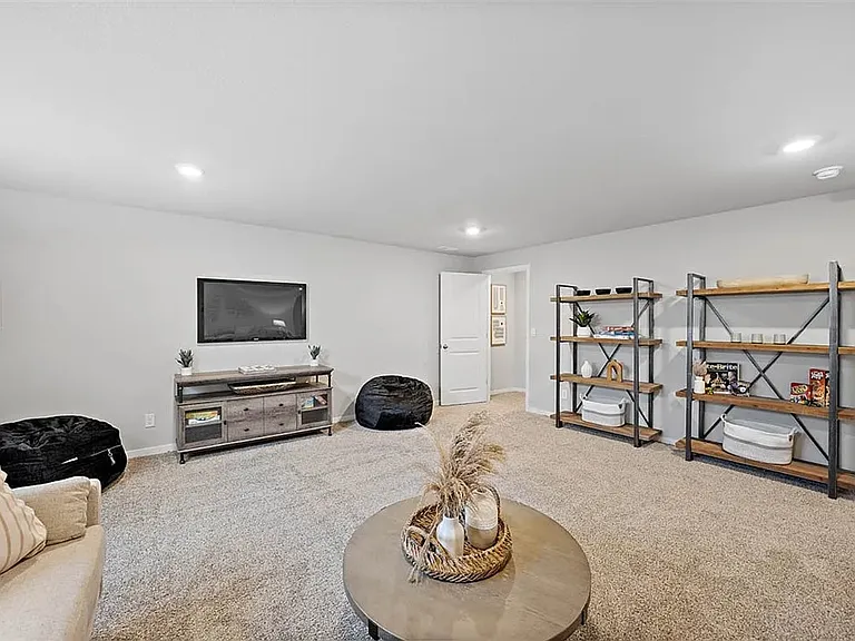 1407 NE Crossing Oaks Dr — Photo 17