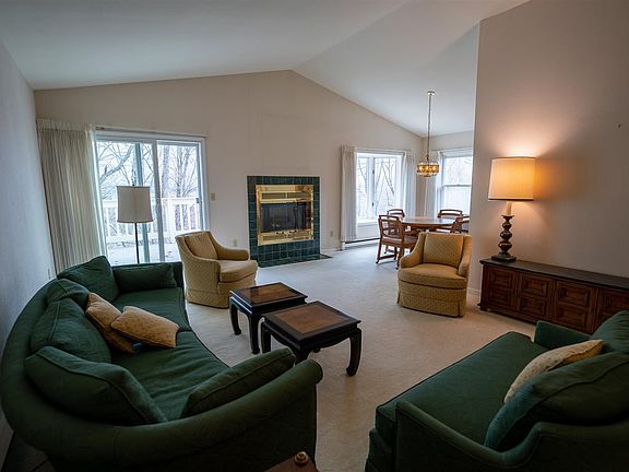 3rd image of 3127 Madonna Dr