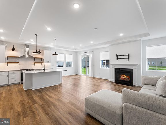 4th image of 36 Rodanthe Ave