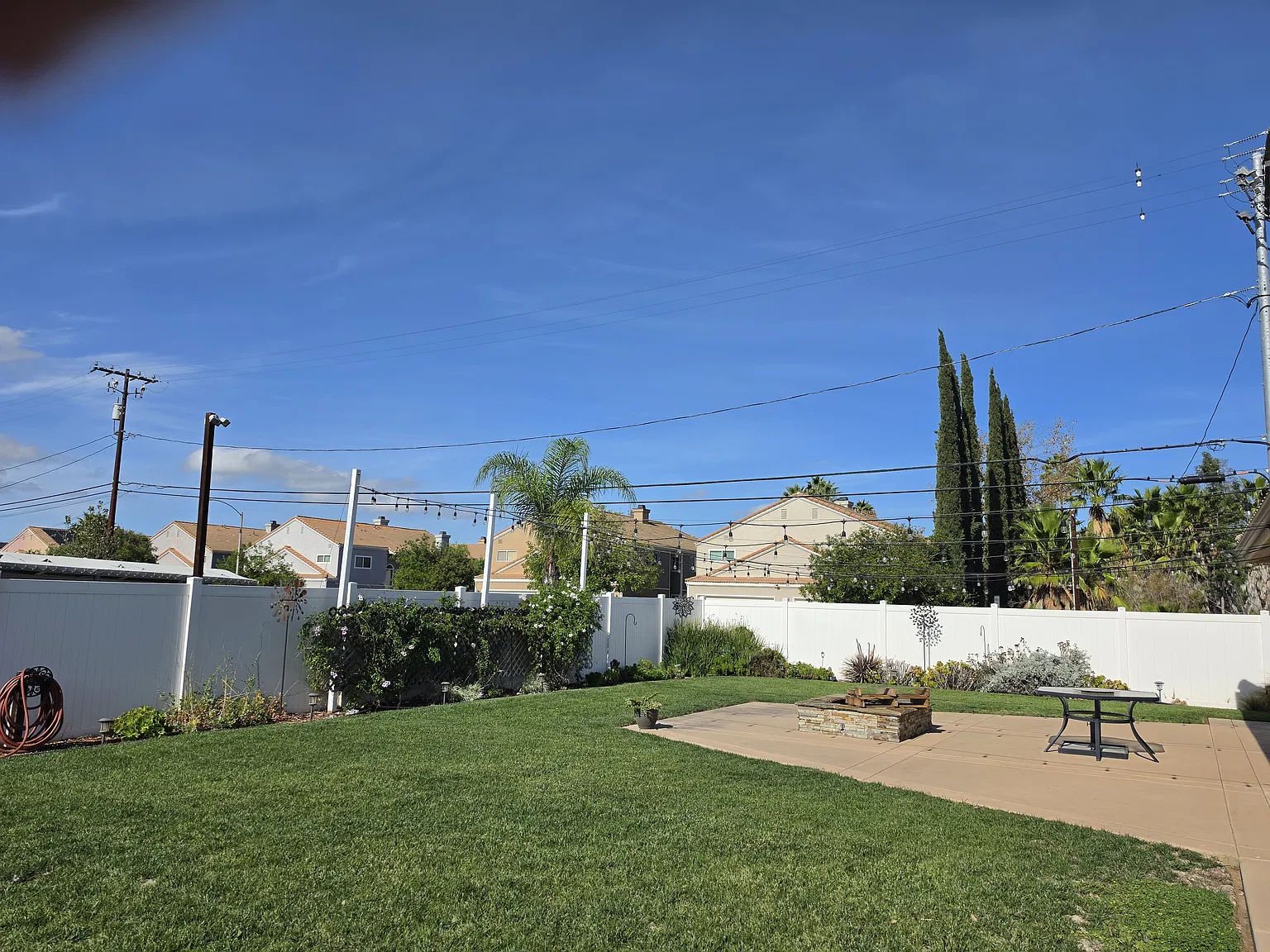 4 bed, 2.5 bath, 1969 sqft, $3,450 — Photo 3