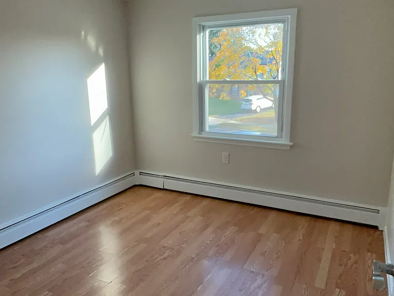 85 Pageant Ln — Photo 13