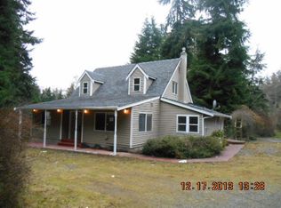 3011 Smugglers Cove Rd, Greenbank, WA 98253