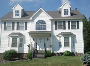 29 Silo Ridge Dr, Plattekill, NY 12589