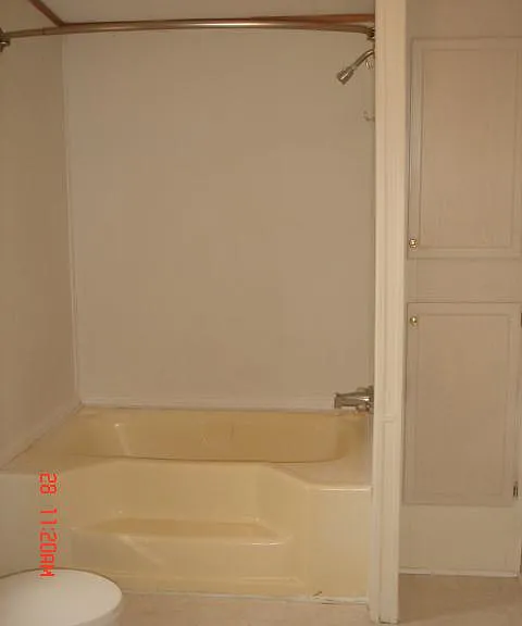 476 Sharpe St — Photo 4