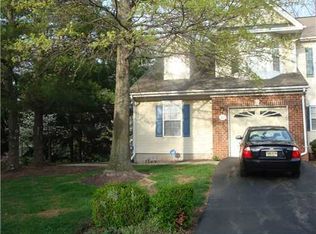 169 Sapphire Ln #541, Franklin Park, NJ 08823