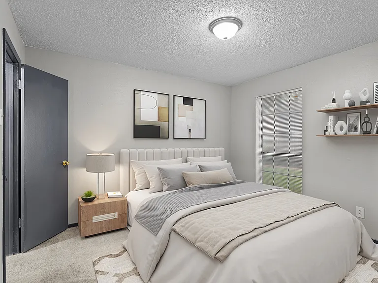 Harwell Apartments — Photo 6