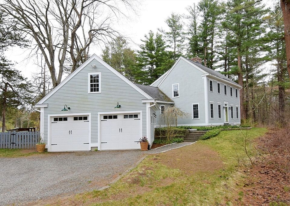 61 Warren St, MA 01833 Zillow