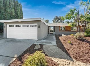 8347 Carlton Oaks Dr, Santee, CA 92071