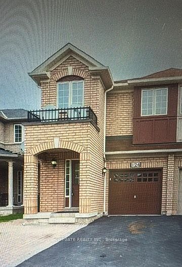 1st image of 124 Crystalview Cres E