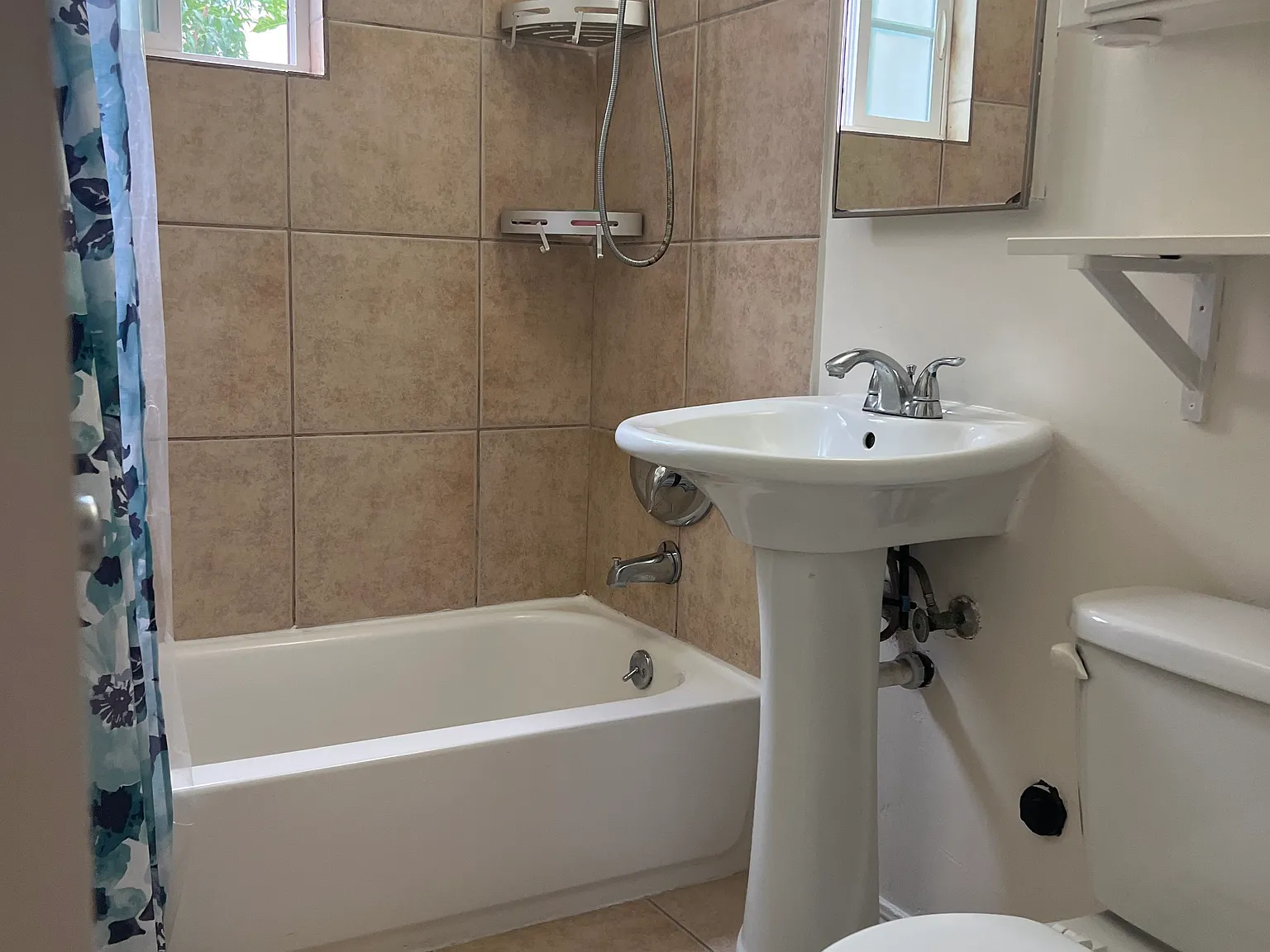 1 bed, 652 sqft, $1,650 — Photo 4