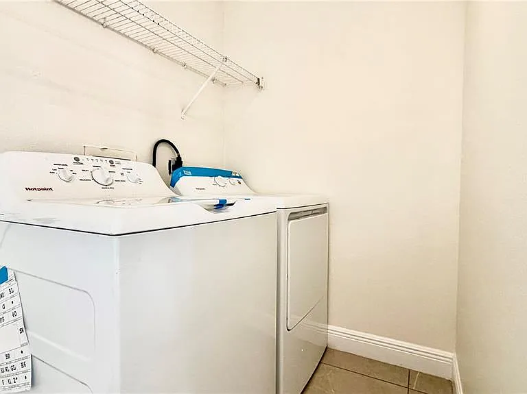 51 Andora Ct — Photo 28