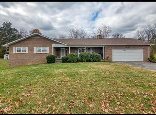 633 Princeton Rd, Johnson City, TN 37601