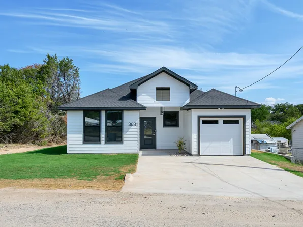 3631 Raintree Trl, Granbury, TX 76048