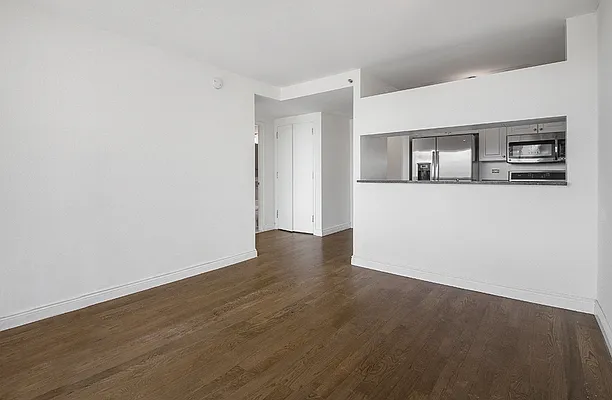 Rented by Mirador Real Estate | media 3