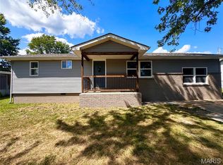 206 Sunset Rd, Dixon, MO 65459