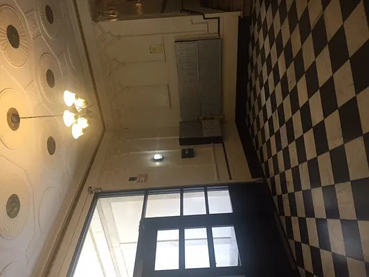 Rented by Smart NY Realty LLC | media 4