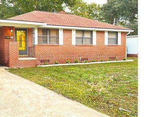 1705 Debutante Dr, Jacksonville, FL 32246