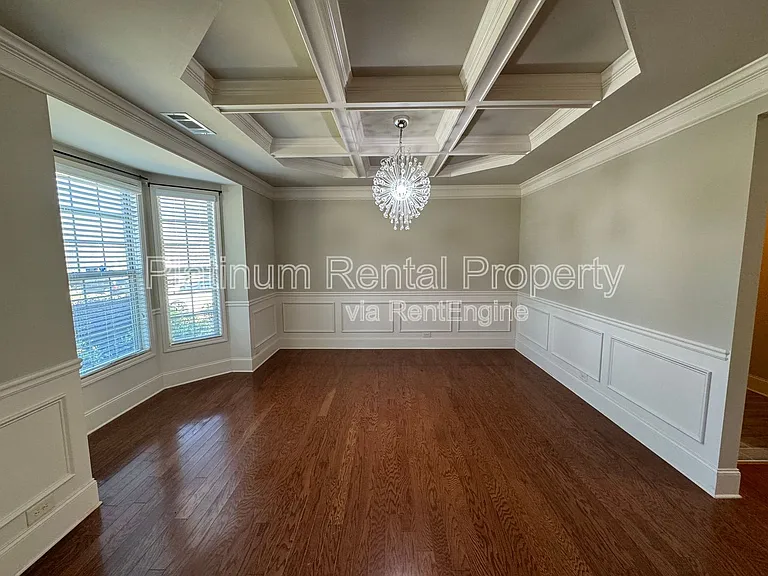 5115 Roseman Trl — Photo 4