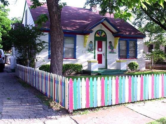 1st image of 3016 Meadowbrook Dr
