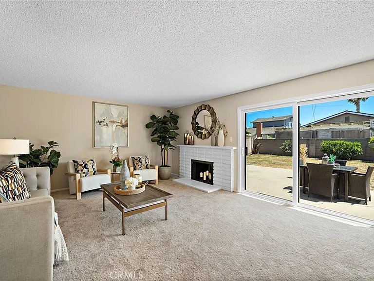 9404 El Blanco Ave — Photo 5