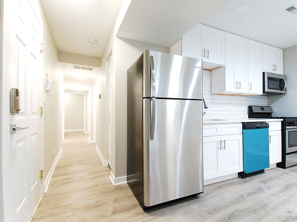 1st image of 1621 W Warren Blvd #1621G