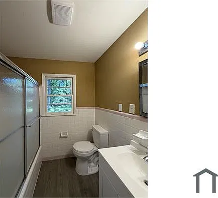 3 bed, 924 sqft, $1,200 — Photo 3
