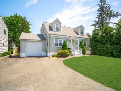 4070 Madison Avenue, Bridgeport, CT, 06606
