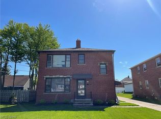 2269 Westmoor Rd, Rocky River, OH 44116