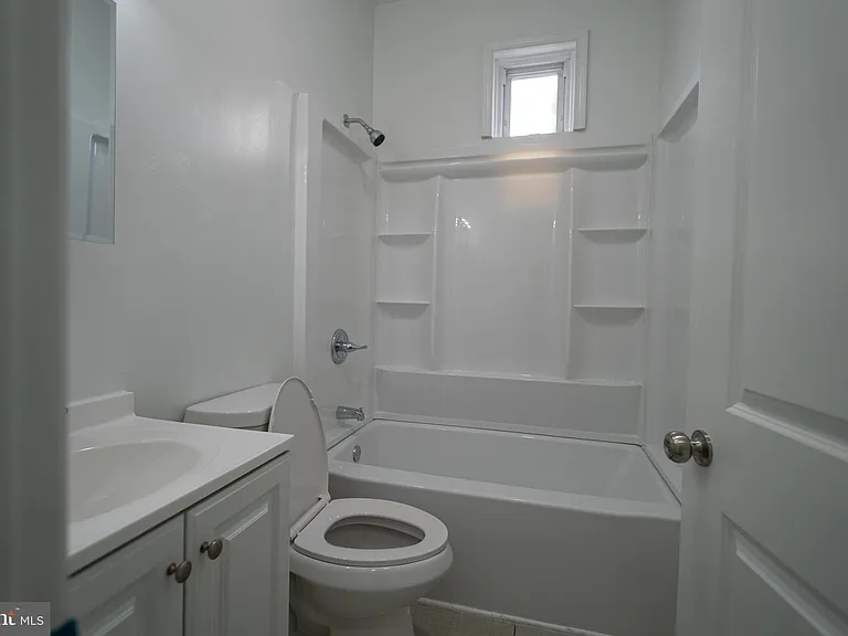 2410 Wharton St #1 — Photo 17