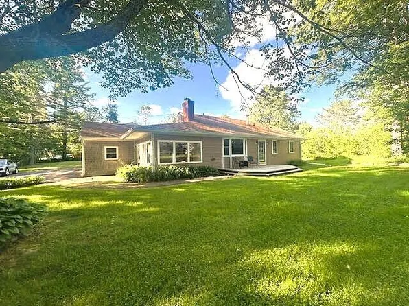 16 Highview Terrace, Belfast, ME 04915
