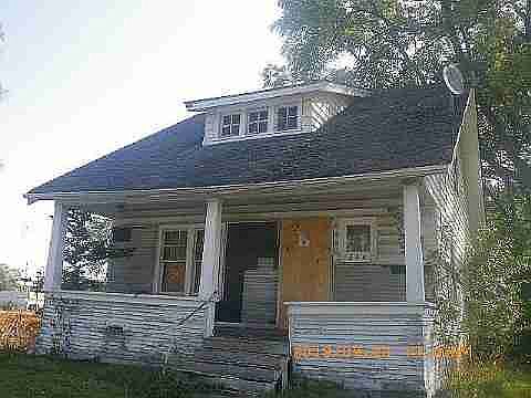 9386 Montrose