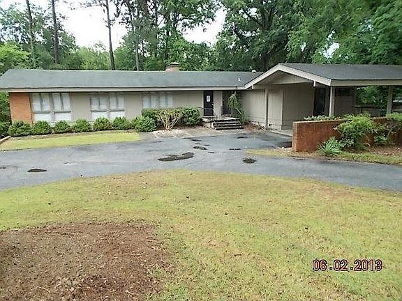 2nd image of 301 Glen Oak Dr