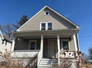 360 N Entrance Ave, Kankakee, IL 60901