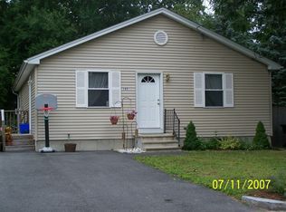 163 Lamont St, Springfield, MA 01119